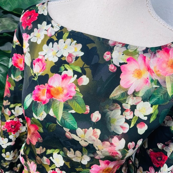 JayGodFrey Black Sheer Floral Smocked Sleeve Smocked Chiffon Style Dress - Picture 4 of 8